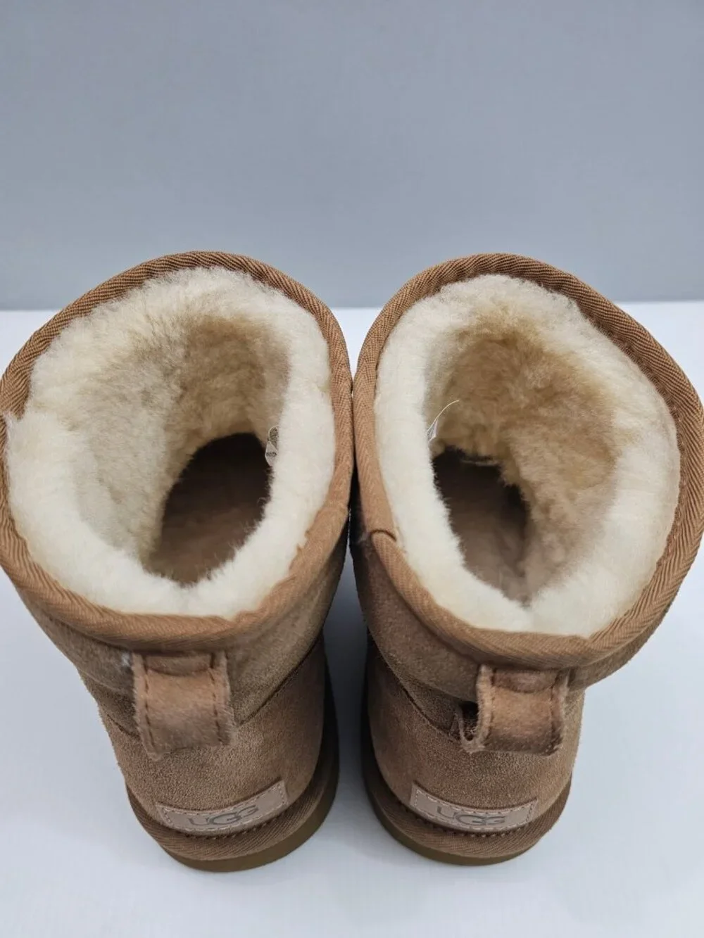 UGG Classic Mini II Ankle Boot Chesnut Sheepskin Short Winter Bootie Womens 11